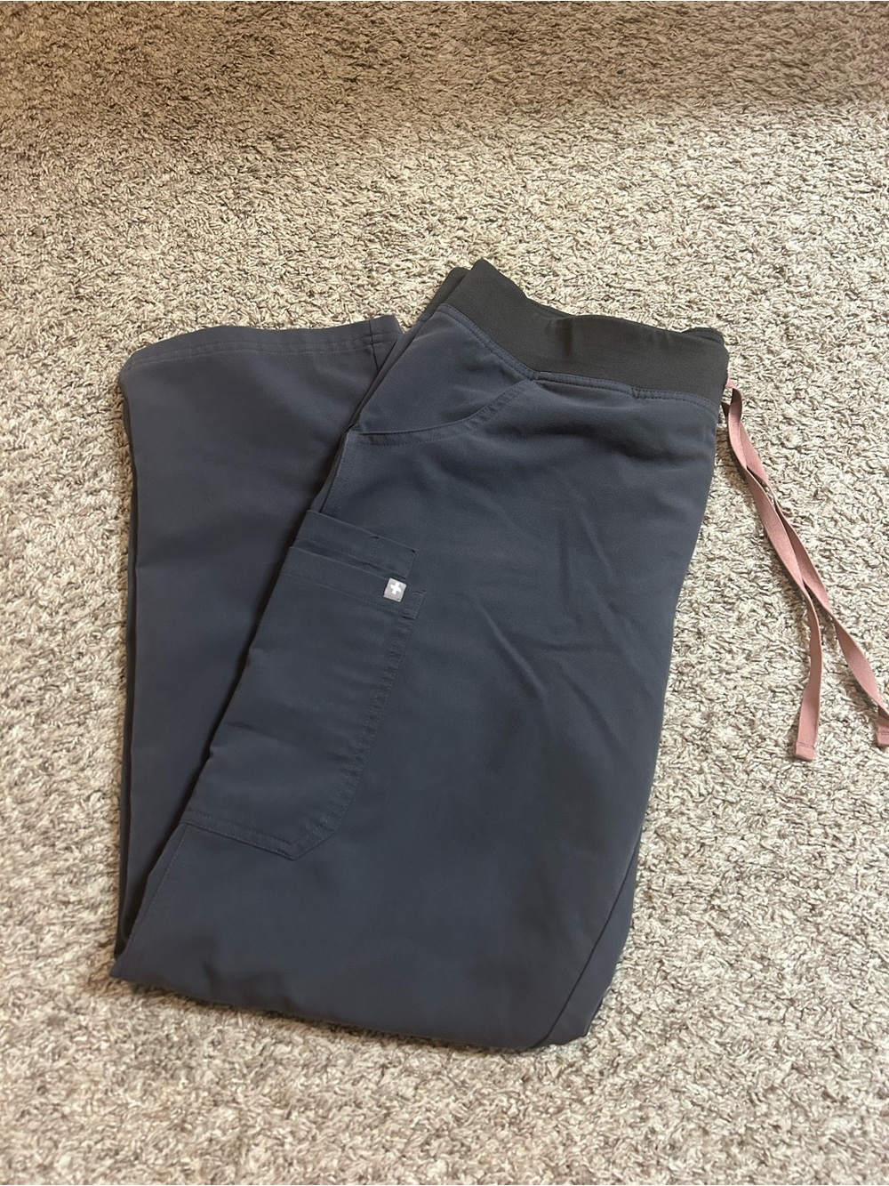 Figs scrub pants cargo gray